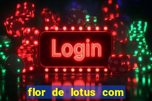 flor de lotus com lua tatuagem